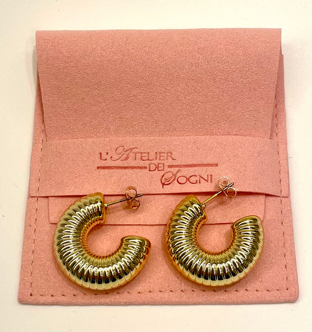 Orecchini colore oro Mod.670