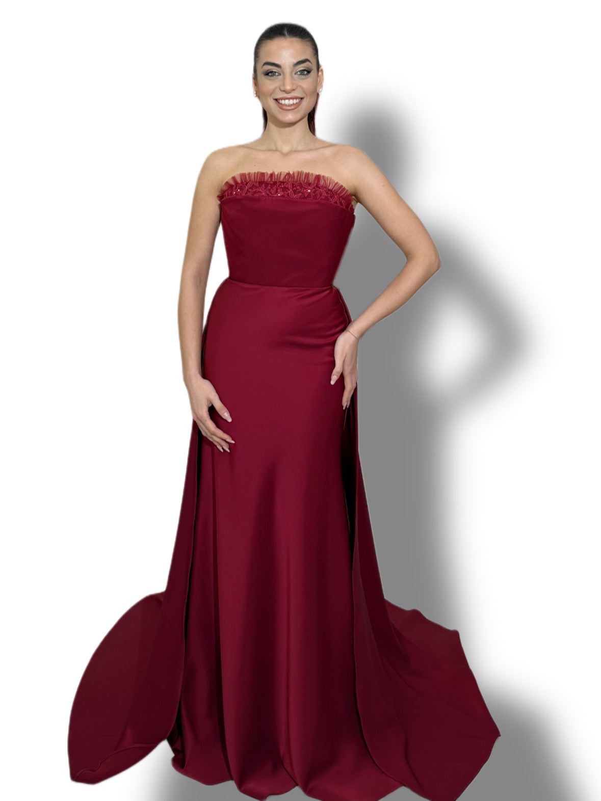 82P - 757 Vivien luxury bordeaux
