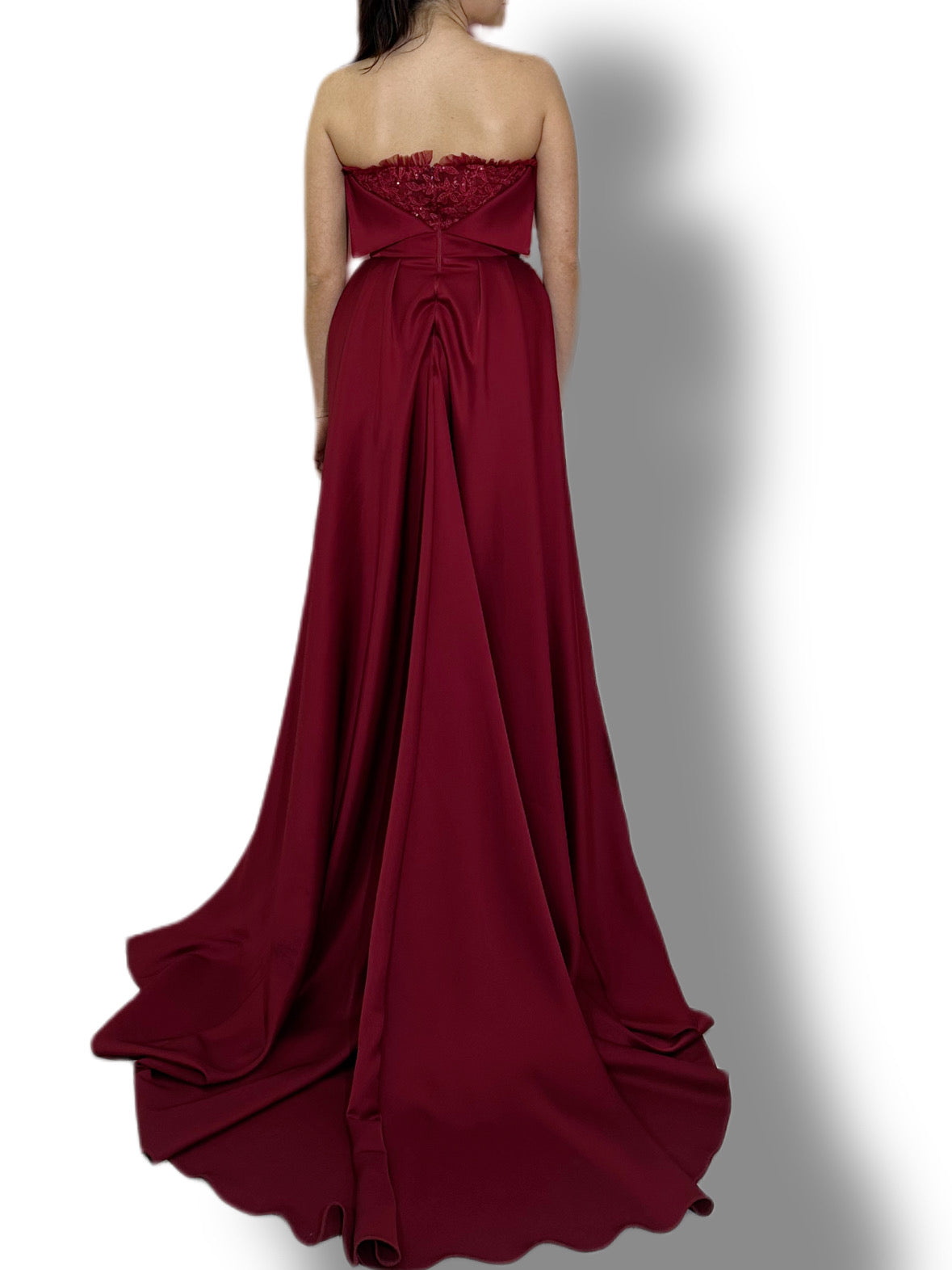 82P - 757 Vivien luxury bordeaux